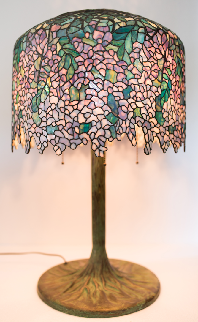 Tiffany Lamp 'Wisteria'